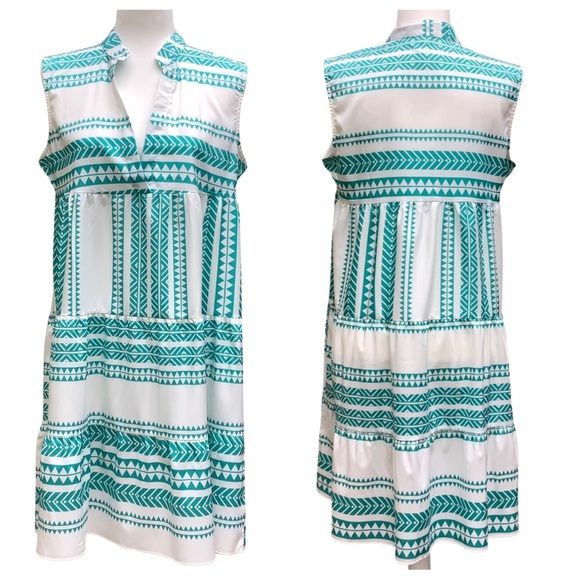 Chic Sleeveless Patterned Mini Shift Sundress, Medium - Picture 2 of 9